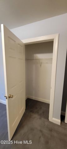 4919 W Rainbow Drive, Wilmington, NC 28403