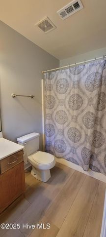 4919 W Rainbow Drive, Wilmington, NC 28403