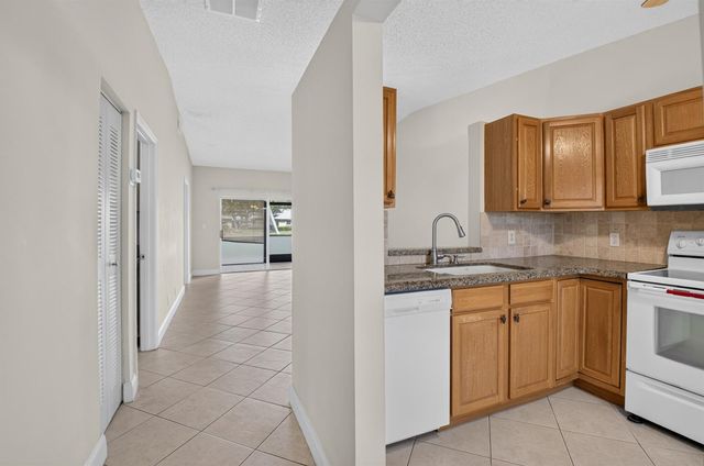 18773 ARGOSY Drive, Boca Raton, FL 33496