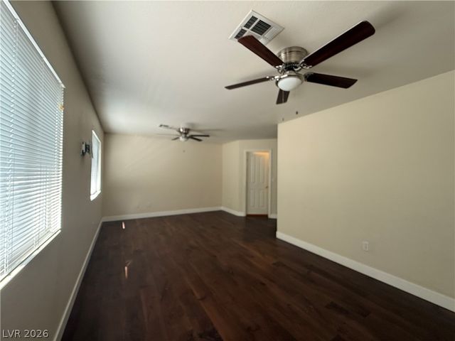 5433 Truckee Court, Las Vegas, NV 89122