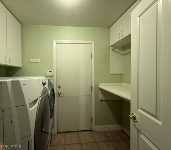 5433 Truckee Court, Las Vegas, NV 89122