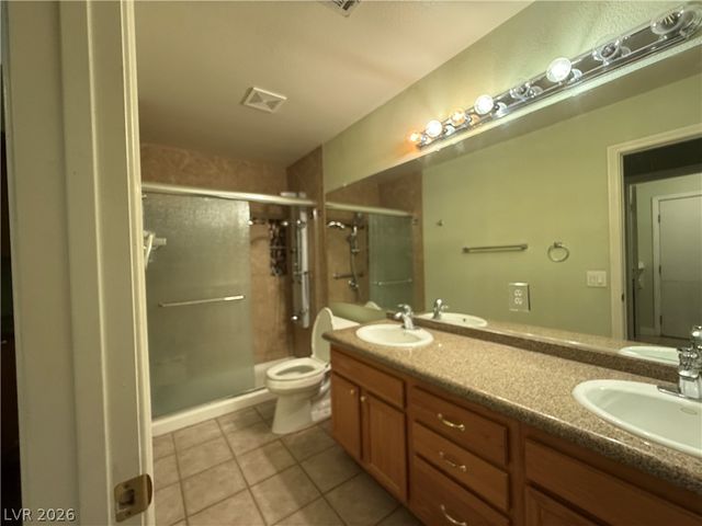 5433 Truckee Court, Las Vegas, NV 89122