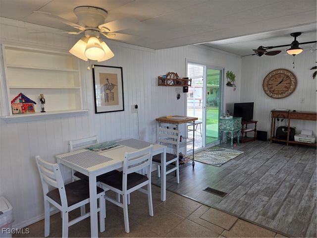 629 Vista DR, North Fort Myers, FL 33917