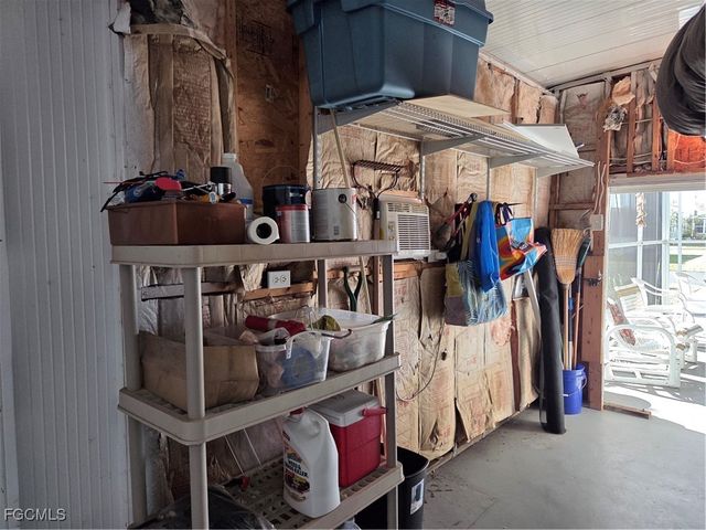 629 Vista DR, North Fort Myers, FL 33917