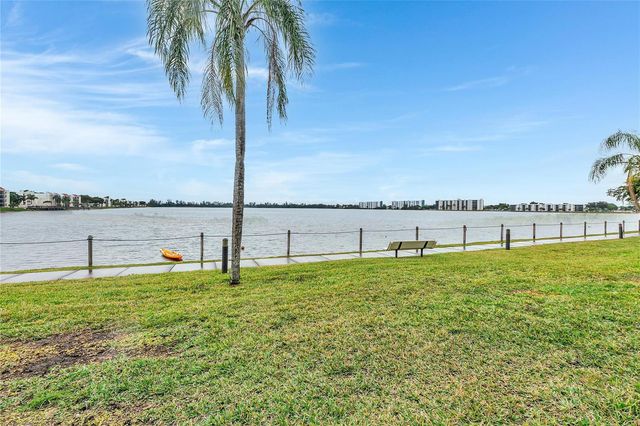 112 Lake Emerald Drive 104, Oakland Park, FL 33309