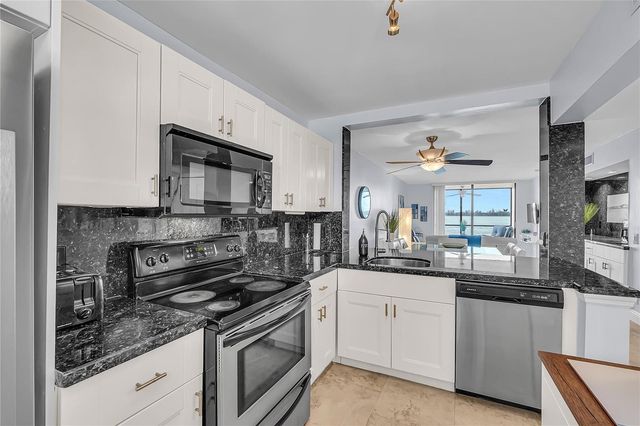 112 Lake Emerald Drive 104, Oakland Park, FL 33309