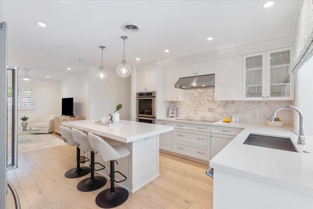 2889 NE 26th Street, Fort Lauderdale, FL 33305