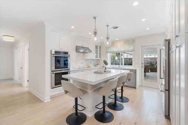 2889 NE 26th Street, Fort Lauderdale, FL 33305