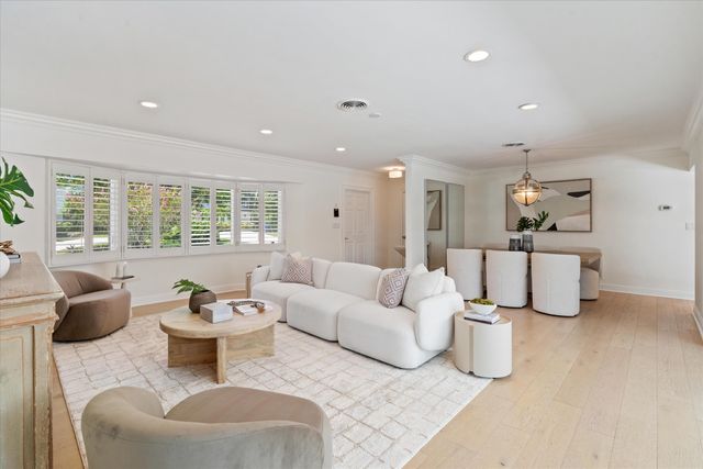 2889 NE 26th Street, Fort Lauderdale, FL 33305