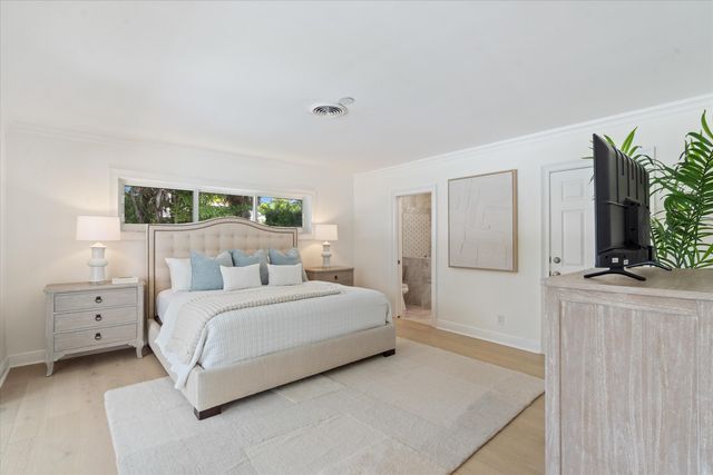 2889 NE 26th Street, Fort Lauderdale, FL 33305