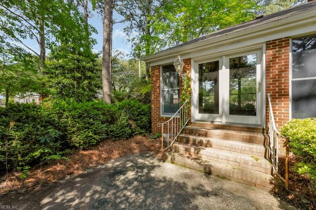 2944 Replica LN, Portsmouth, VA 23703