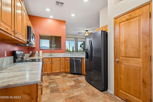 13298 N Heritage Gateway Avenue, Marana, AZ 85658