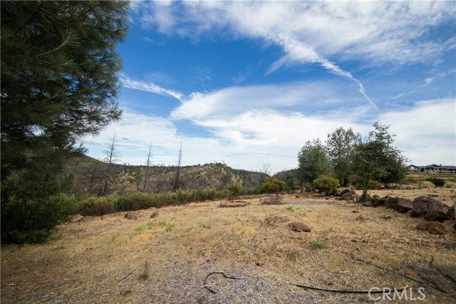 21541 Yankee Valley Road, Hidden Valley Lake, CA 95467