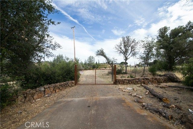21541 Yankee Valley Road, Hidden Valley Lake, CA 95467