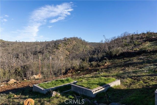 21541 Yankee Valley Road, Hidden Valley Lake, CA 95467