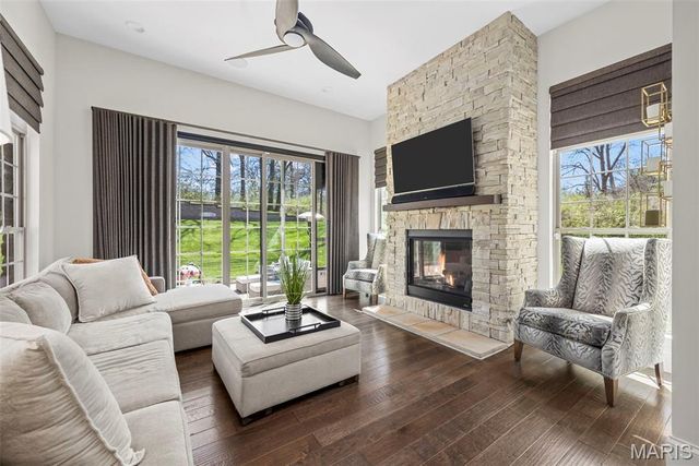 5 Watch Hill Road, Ladue, MO 63124
