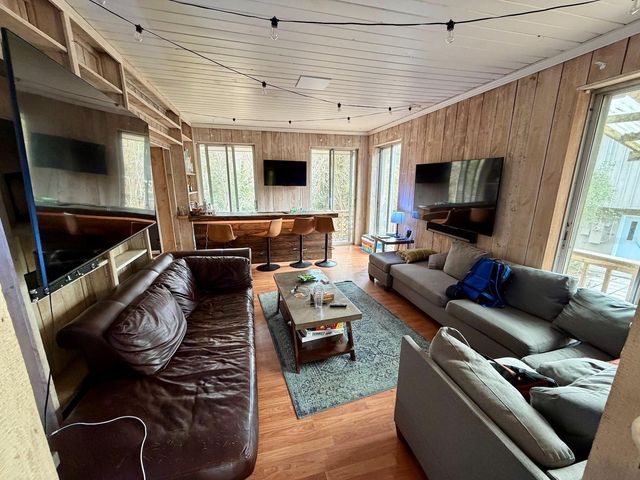 21 SW 23RD TERRACE, Gainesville, FL 32607