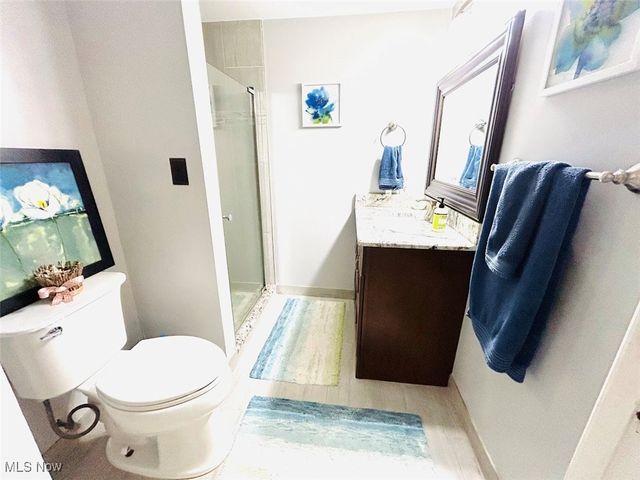 4350 Sunnyview Drive, Uniontown, OH 44685