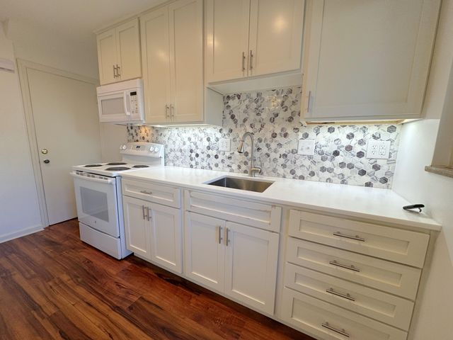 2030 Harwitch Road, Columbus, OH 43221