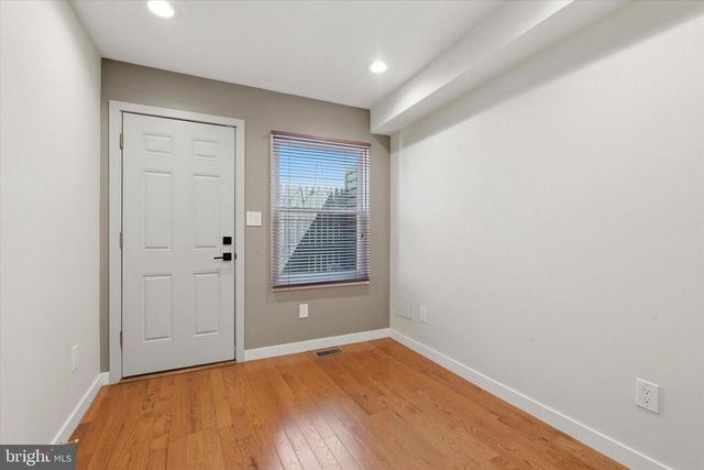 215 EARP ST, Philadelphia, PA 19147
