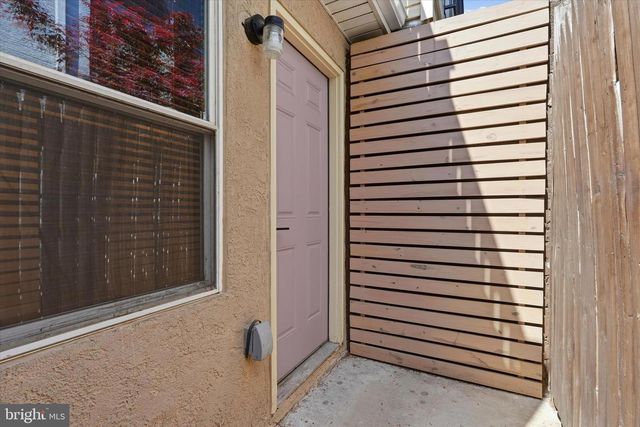 215 EARP ST, Philadelphia, PA 19147