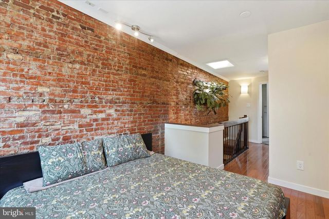 215 EARP ST, Philadelphia, PA 19147