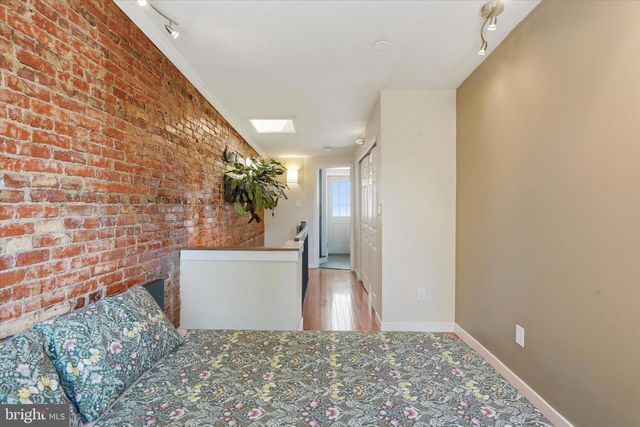 215 EARP ST, Philadelphia, PA 19147