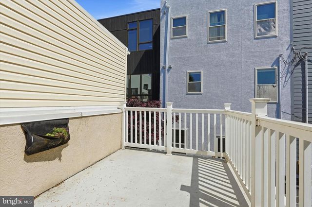 215 EARP ST, Philadelphia, PA 19147