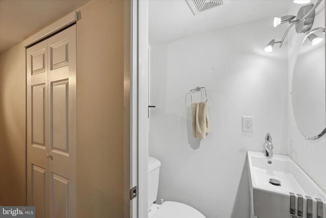 215 EARP ST, Philadelphia, PA 19147
