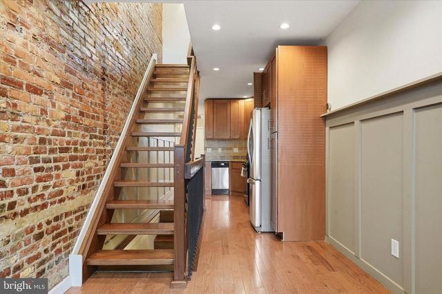 215 EARP ST, Philadelphia, PA 19147