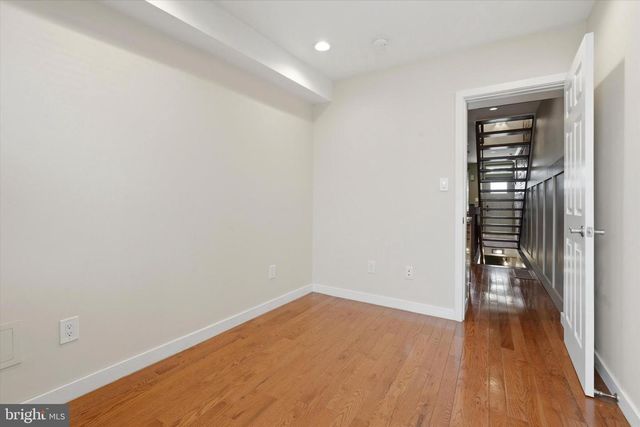 215 EARP ST, Philadelphia, PA 19147