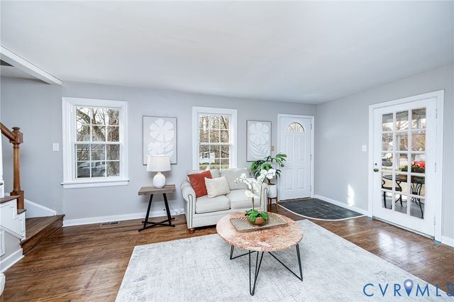 1221 Santa Anna Rd, Henrico, VA 23229