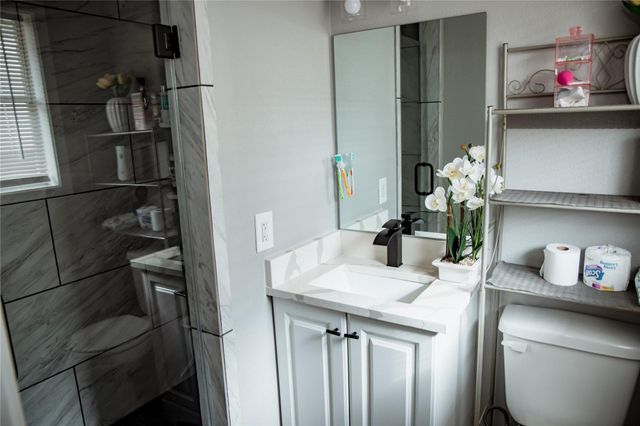 2702 Prairie Avenue, Pasadena, TX 77506