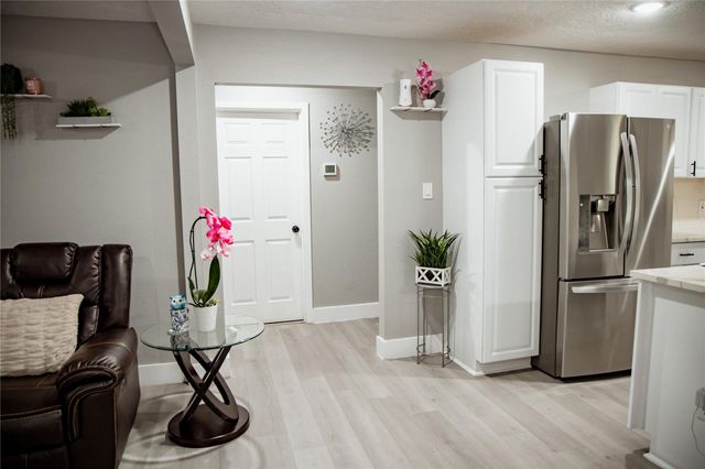 2702 Prairie Avenue, Pasadena, TX 77506