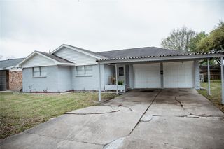 2702 Prairie Avenue, Pasadena, TX 77506