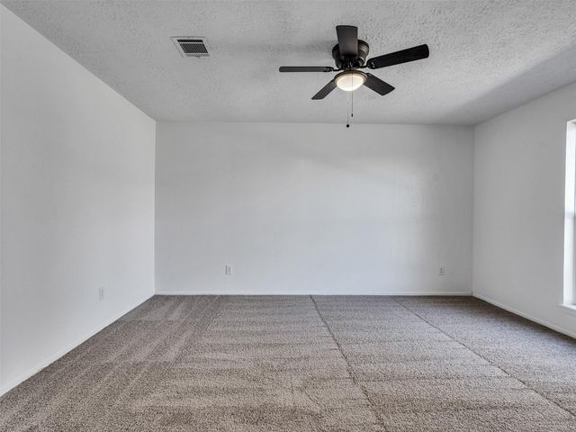 4902 Glenvalley Drive, La Porte, TX 77571