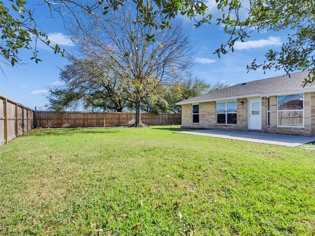 4902 Glenvalley Drive, La Porte, TX 77571