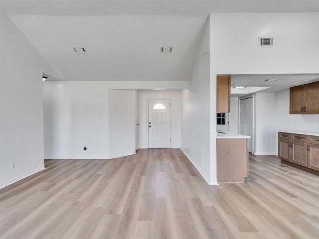 4902 Glenvalley Drive, La Porte, TX 77571