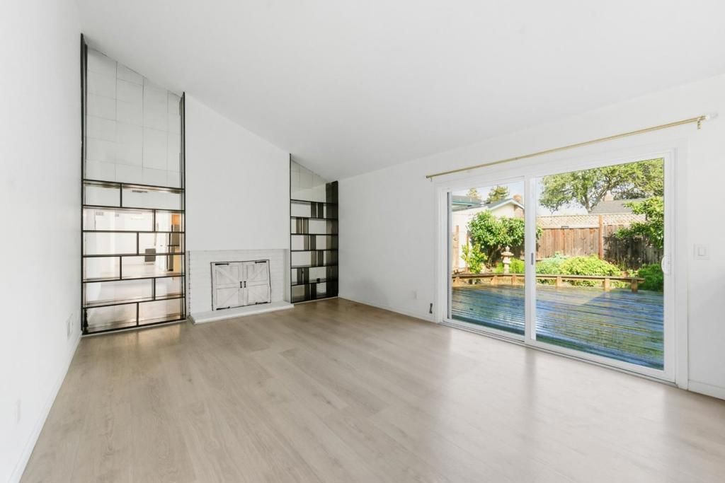 Image 21 of property listing at 843 Cedarwood Lane, Petaluma, CA 94954