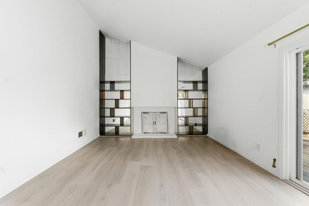 Image 22 of property listing at 843 Cedarwood Lane, Petaluma, CA 94954