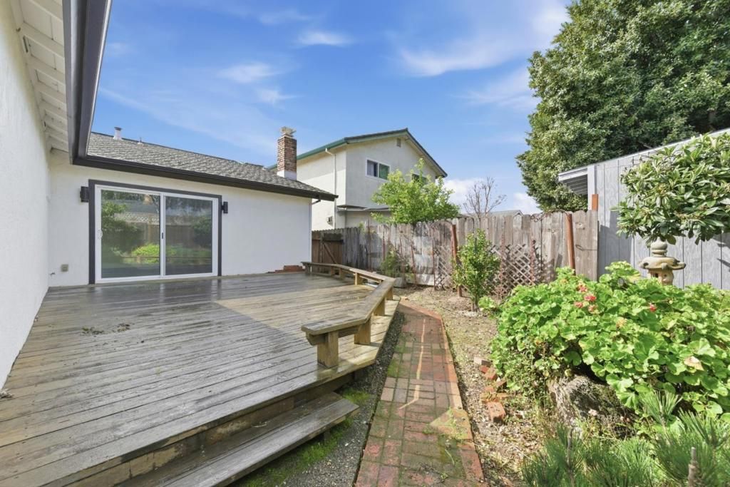 Image 42 of property listing at 843 Cedarwood Lane, Petaluma, CA 94954