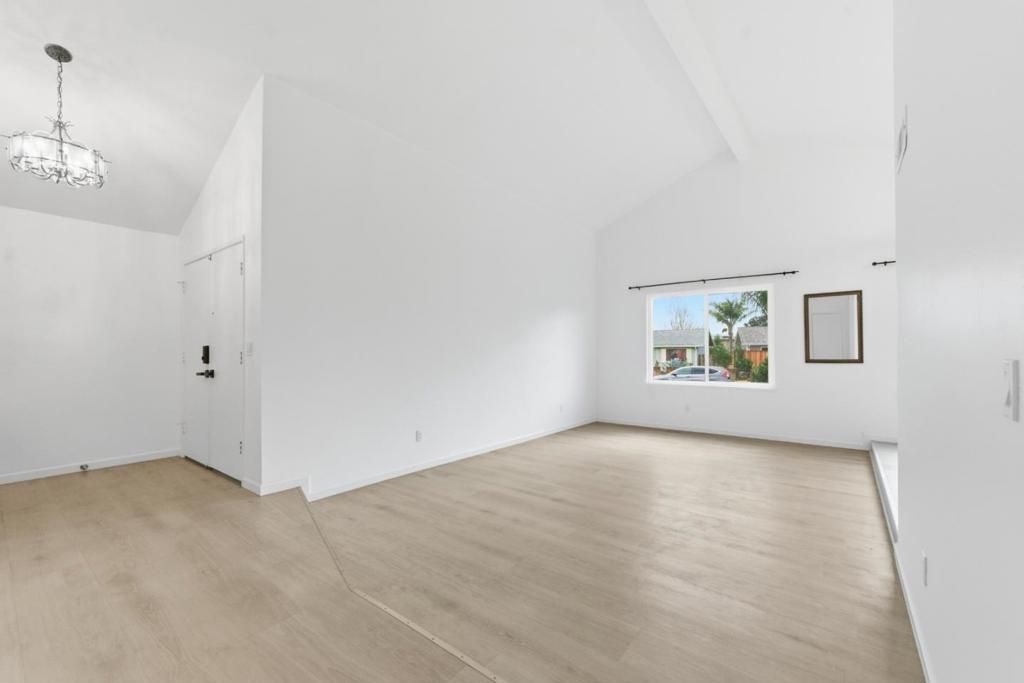 Image 7 of property listing at 843 Cedarwood Lane, Petaluma, CA 94954