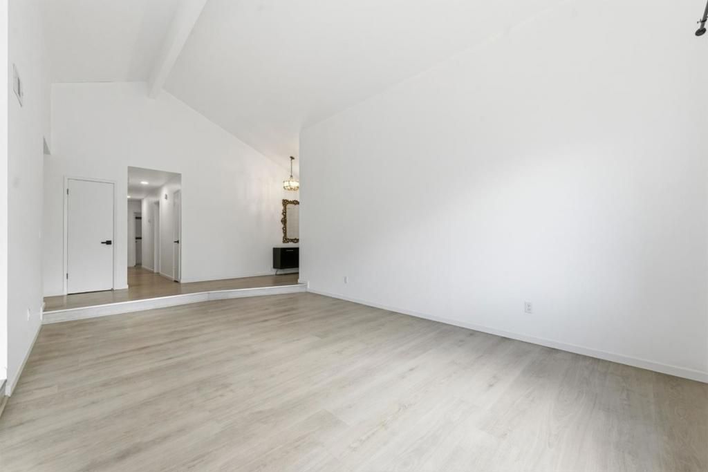 Image 9 of property listing at 843 Cedarwood Lane, Petaluma, CA 94954