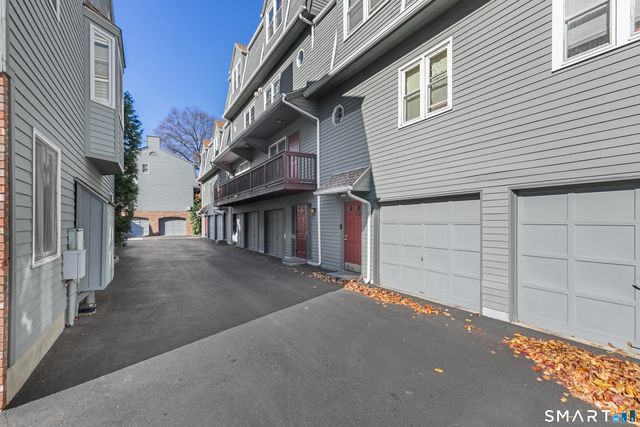 44 Pleasant Street 9, Stamford, CT 06901