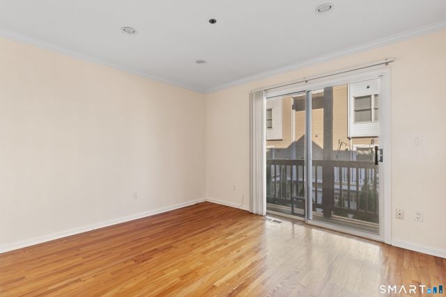 44 Pleasant Street 9, Stamford, CT 06901