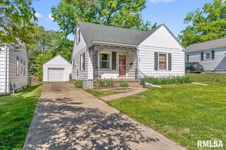 749 N WALNUT Street, Springfield, IL 62702