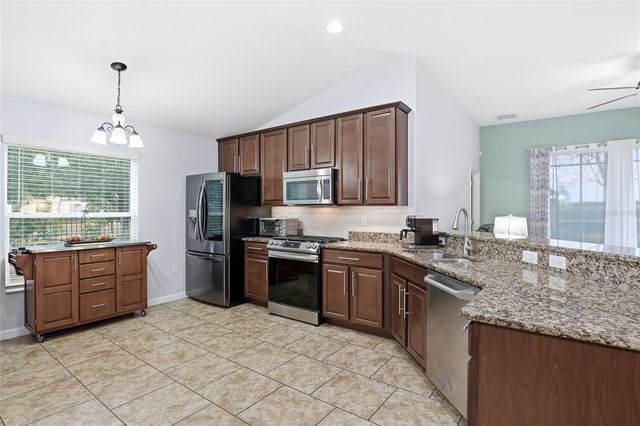 476 SAUVIGNON WAY, Groveland, FL 34736