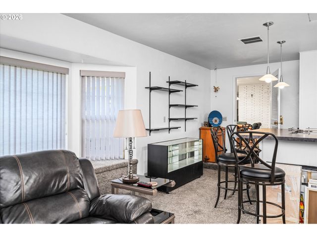 32120 COBURG BOTTOM LOOP Rd, Eugene, OR 97408