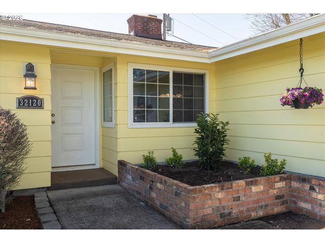 32120 COBURG BOTTOM LOOP Rd, Eugene, OR 97408