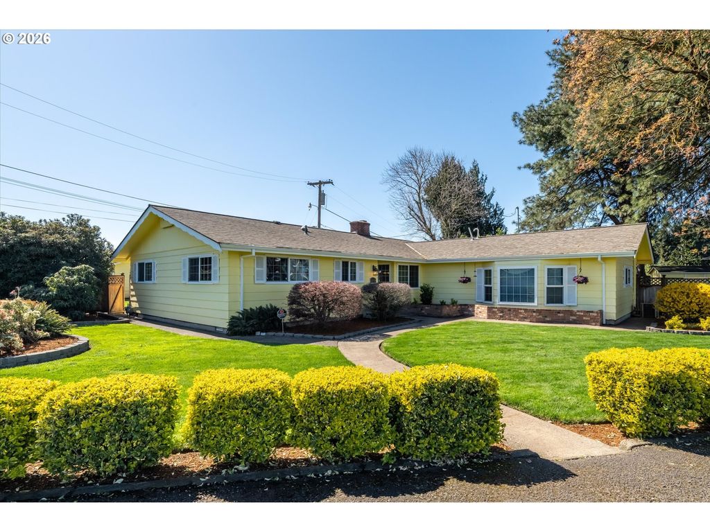 32120 COBURG BOTTOM LOOP Rd, Eugene, OR 97408